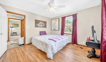 13 Mulcahy Ln, Billerica, MA 01821