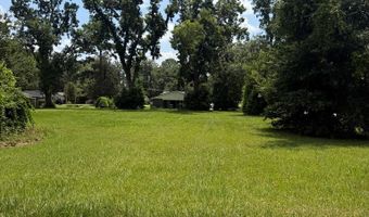 301 E Meeting St, Adel, GA 31620