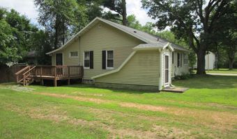 454 Center St, Adams, WI 53910