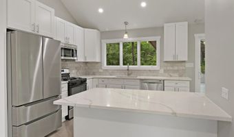 26660 W SYCAMORE Rd, Antioch, IL 60002