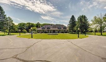 9 University Pl, Amsterdam, NY 12010