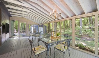 11 Nathan Lord Rd, Amherst, NH 03031