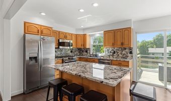 2155 Mason Green Dr, Ballwin, MO 63011