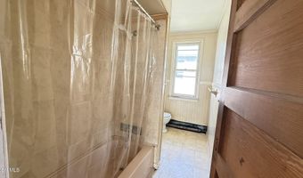 225-227 Brookside Ave, Amsterdam, NY 12010