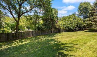 1020 WILLOWLEAF Way, Potomac, MD 20854