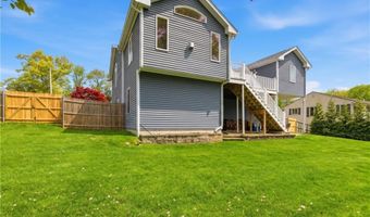 12 Pat Dr, Lincoln, RI 02865