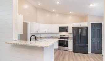 7 David Dr, Aurora, IN 47001