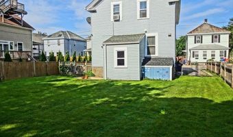 67 Hall Ave, Newport, RI 02840