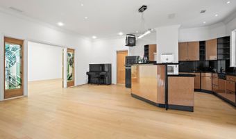9335 Colonnade Trl, Alpharetta, GA 30022