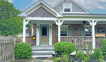 50 Cole St, Jamestown, RI 02835