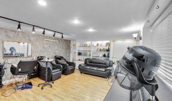 1501 W CHEW St, Allentown, PA 18102
