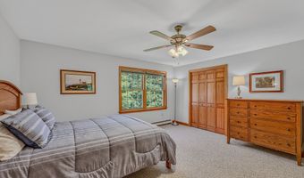 11 Loft Cir, Campton, NH 03223