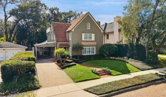 910 ALAMEDA St, Orlando, FL 32804