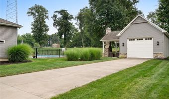 49820 Greystone Dr, Amherst, OH 44001