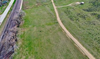 26 Clear Creek Rd, Clearmont, WY 82835