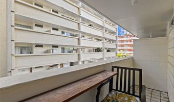 2463 Kuhio Ave 307, Honolulu, HI 96815