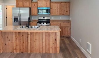 359 Challis Ave, Arco, ID 83213