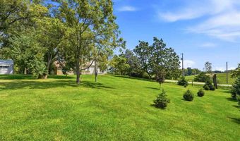 2955 245th St, Ainsworth, IA 52201