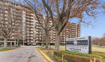 1300 ARMY NAVY Dr #625, Arlington, VA 22202