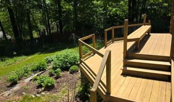 184 Carriage Hill Rd, Brattleboro, VT 05301