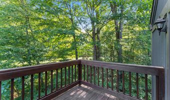 156 Heatherwood Dr 156, Brookfield, CT 06804