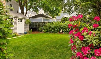 13 Atlantic St, Newport, RI 02840
