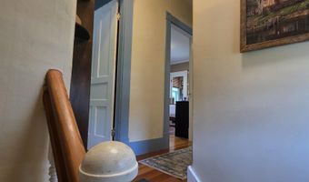2 Green St, Barre, VT 05641