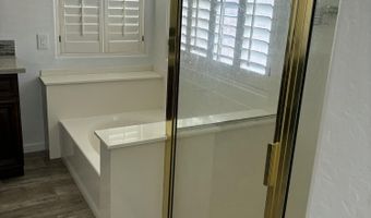 1302 W HONEYSUCKLE Ln, Chandler, AZ 85248