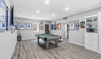 5306 Greyson Heights Dr, Auburn, IN 46706
