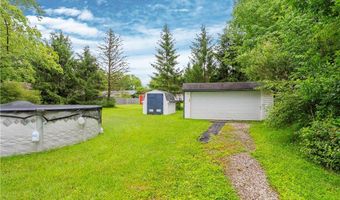 6886 Lindsley Ave, Andover, OH 44003