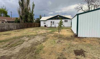 20 1st Ave E, Deaver, WY 82421