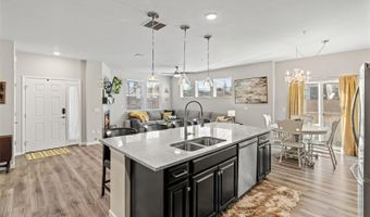 24846 E Calhoun Pl B, Aurora, CO 80016