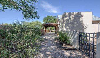 2204 Via Granada Pl NW, Albuquerque, NM 87104