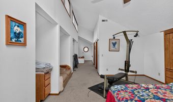 4612 Dover Dr, Ames, IA 50014