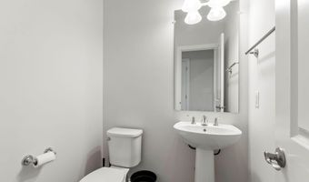 3093 N Spurway Dr, Ann Arbor, MI 48105