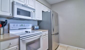 900 COVE CAY Dr 5A, Clearwater, FL 33760