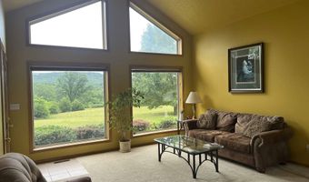 1426 CR 921, Alpena, AR 72611