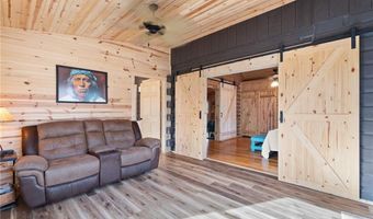 10563 Deer Dr, Birdseye, IN 47513