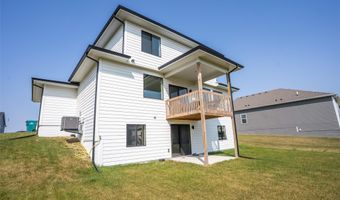 3217 Lakeview Dr SE, Altoona, IA 50009