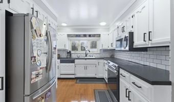 218 Iwo St, Auburn, IN 46706