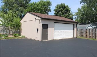 635 Fairfax St, Altoona, WI 54720