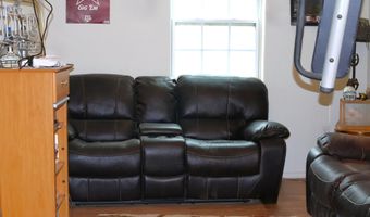 404 408 W 3rd St, Capitan, NM 88316