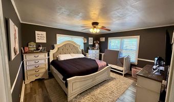 408 S Farr Ave, Andrews, SC 29510