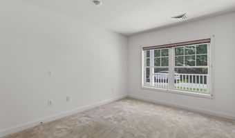 65 Hawthorne Dr 106, Bedford, NH 03110