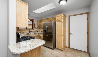 8654 134th St W, Apple Valley, MN 55124