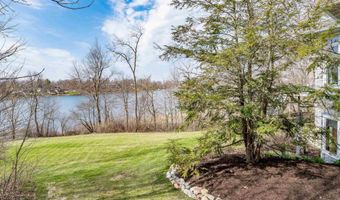 2421 E Waters Edge Dr, Columbia City, IN 46725