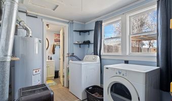 1010 E 8TH St, Cheyenne, WY 82001