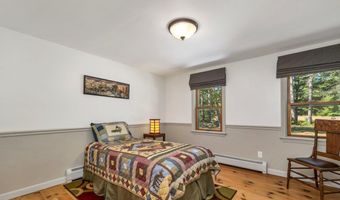 212 Wentworth Rd, Brookfield, NH 03872