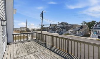 23 5th St, Beach Haven, NJ 08008