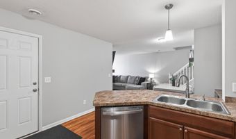 6222 Maclynn Ave NE, Albertville, MN 55301